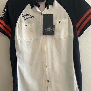 Brand new Harley, Davidson shirt, women’s size large. Tags are still on it.